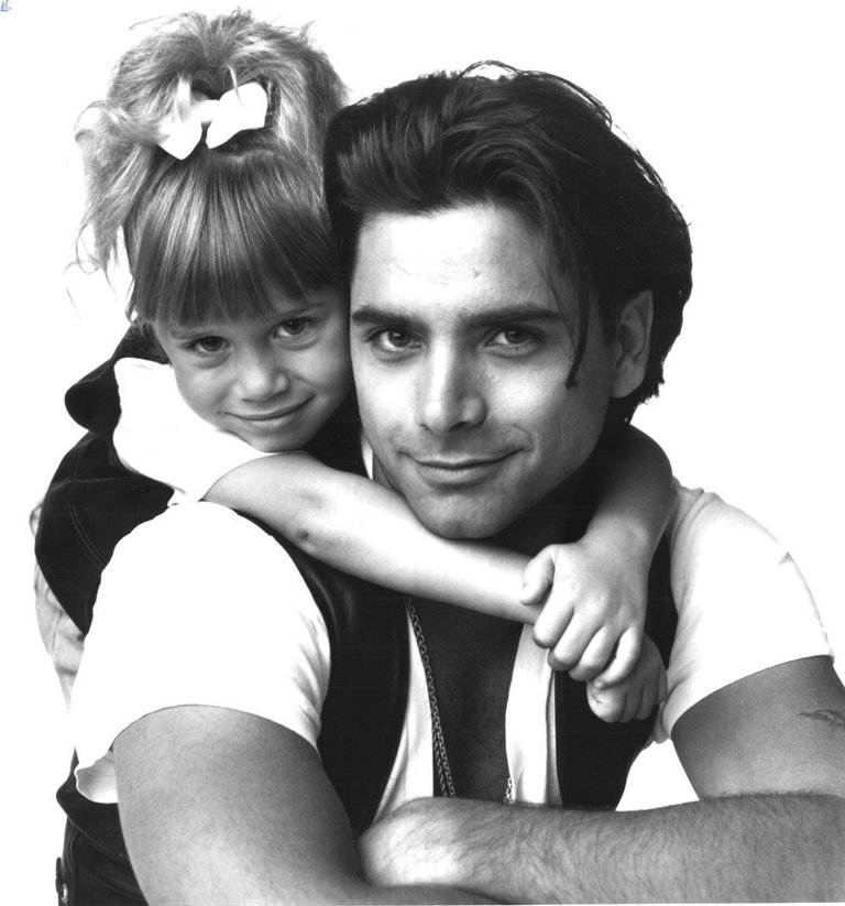 Jesse-Michelle-tanner-family-and