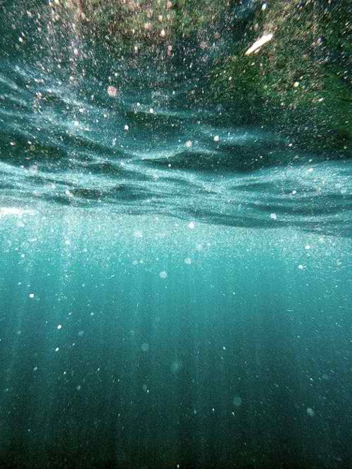 bubbles-film-light-ocean-Favim.c
