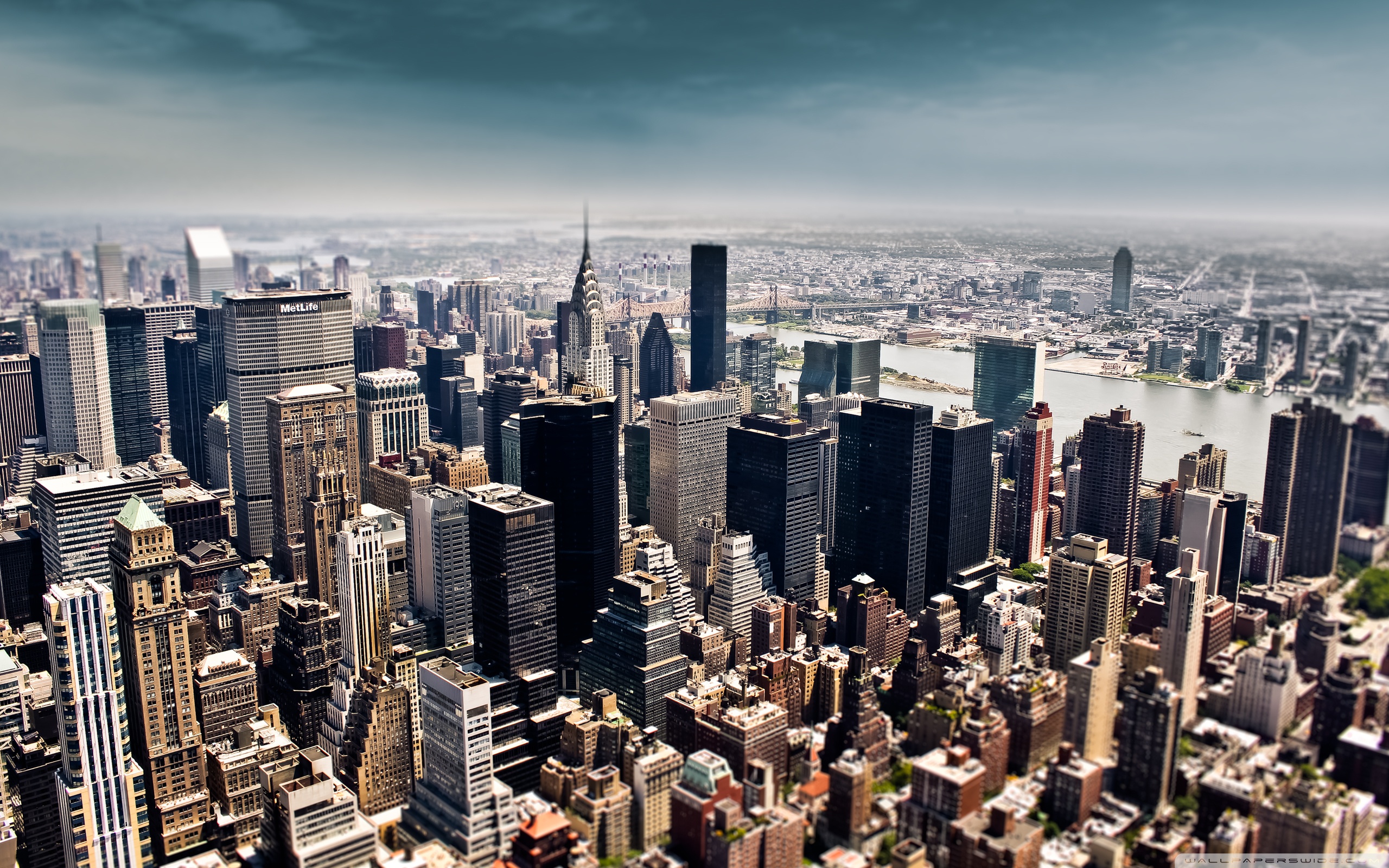 aerial_view_of_new_york_city_til
