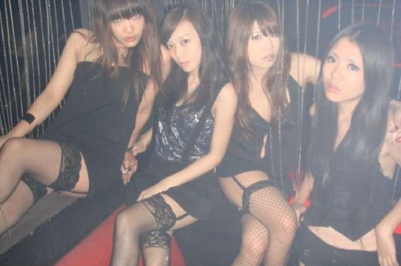 japanese girls clubbing24.jpg
