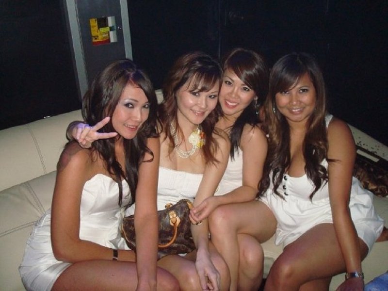japanese girls clubbing30.jpg