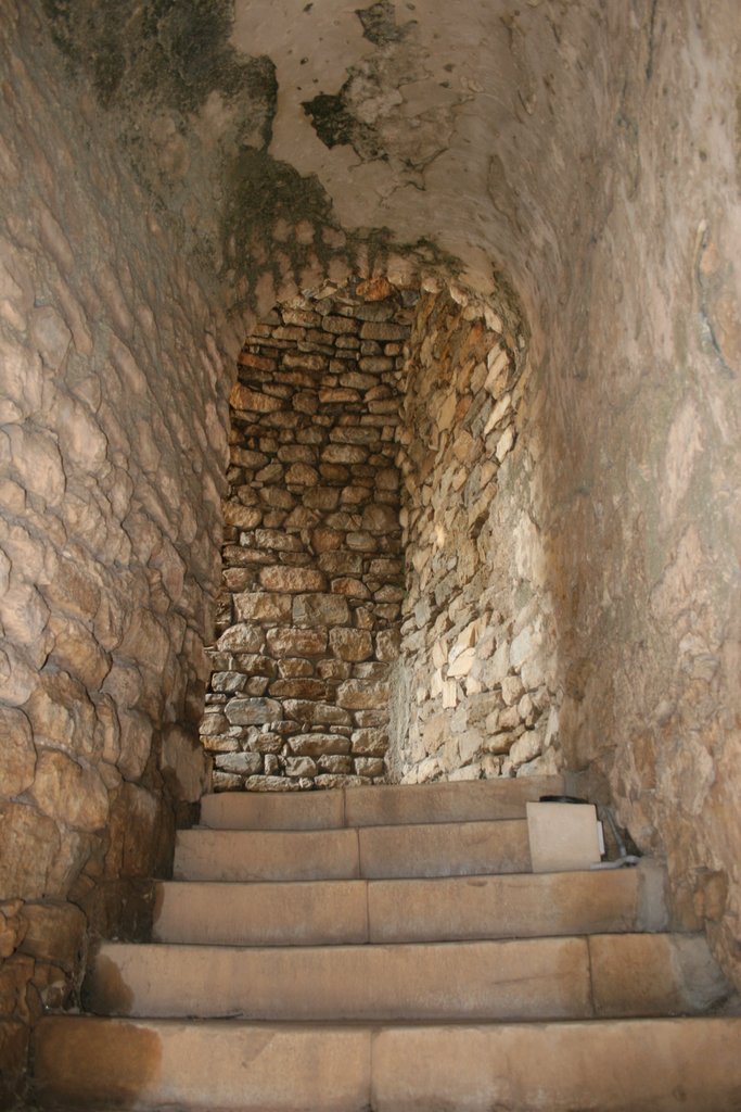17. Stairway to Amphitheater.JPG