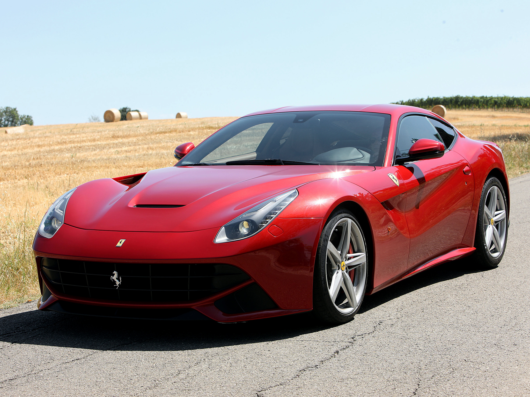 Ferrari(1).jpg