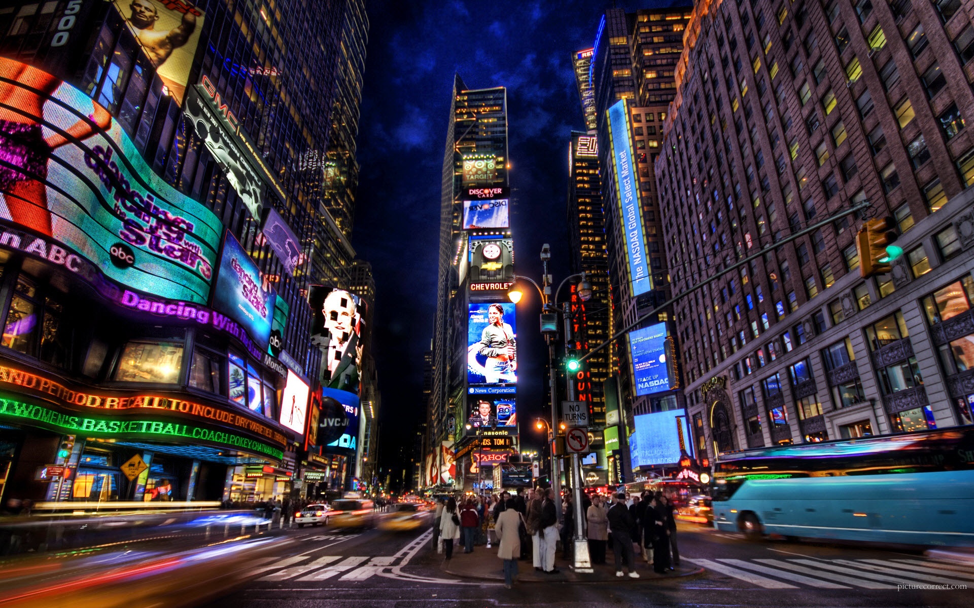 Times_Square_noche.jpg