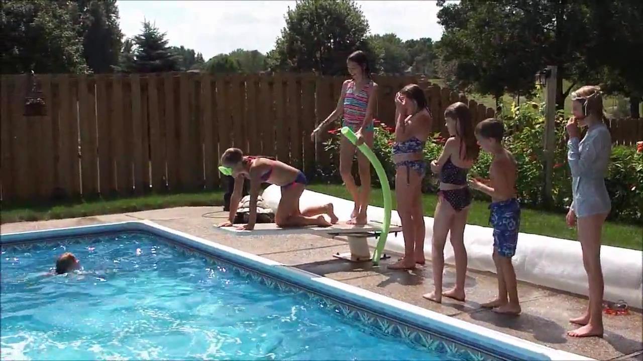 Girl Scout Pool Party 2011[10-20