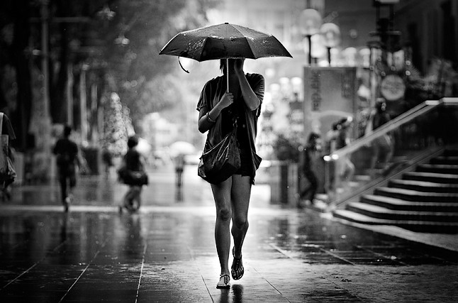 Girl under the rain2.jpg
