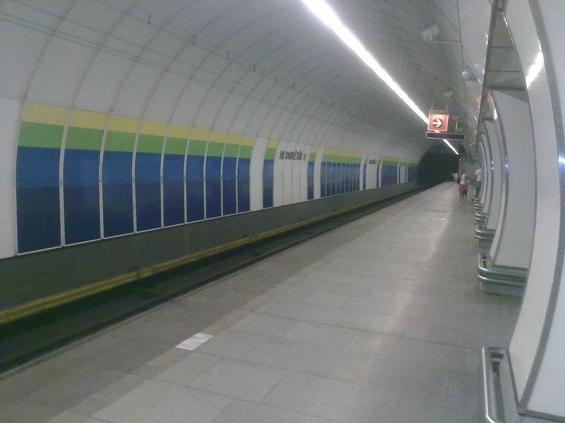 Hlubetin metro02.jpg