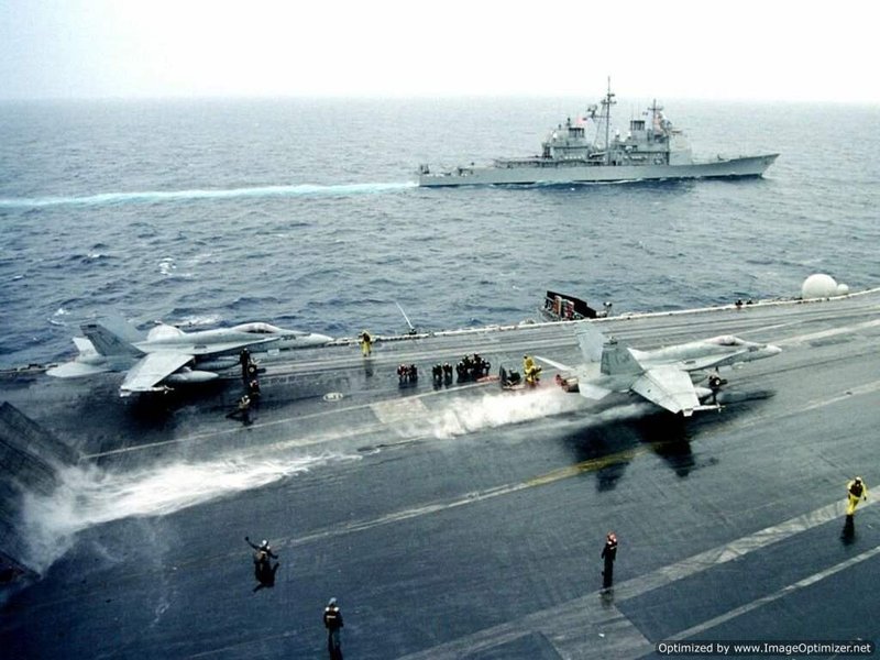 F18 On Carrier - 1024x768.jpg