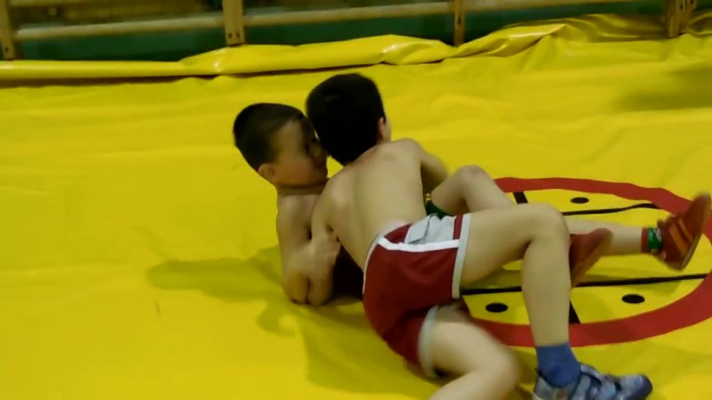 YOUNG WRESTLERS 0178.jpg
