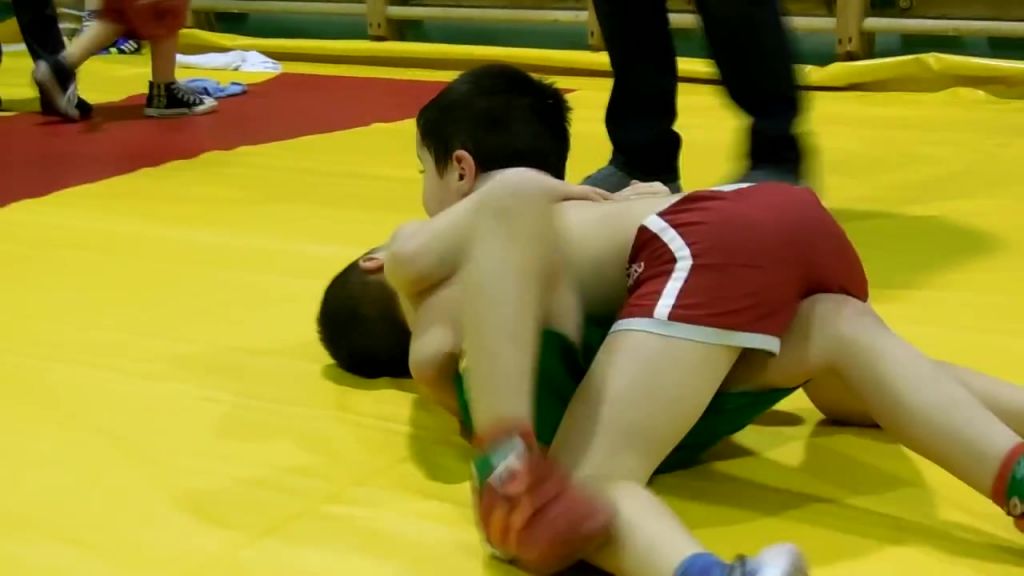 YOUNG WRESTLERS 0762.jpg
