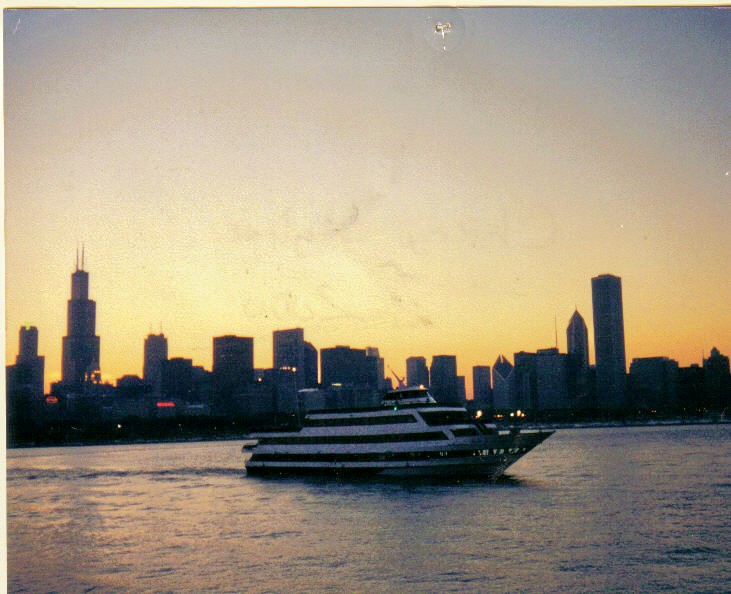 ChicagoBoat.jpg