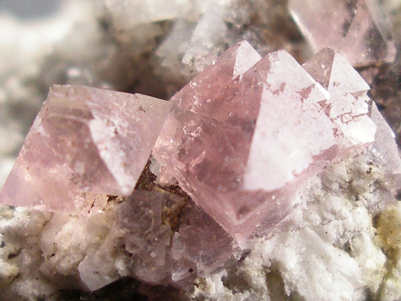 Fluorine et quartz( 5 ,5 cm) Aig