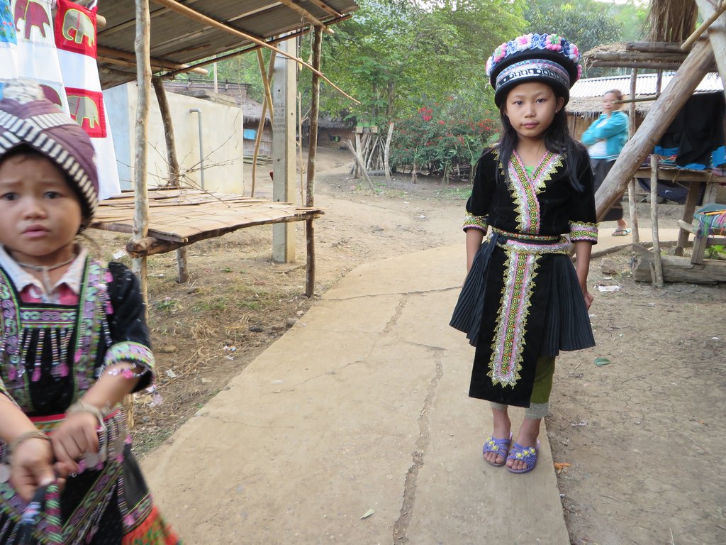 10 Laos Village Children 1 Luang