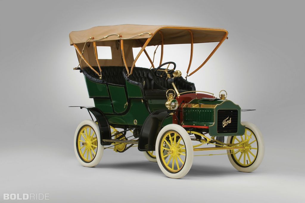 1905 Ford Model A Touring.jpg