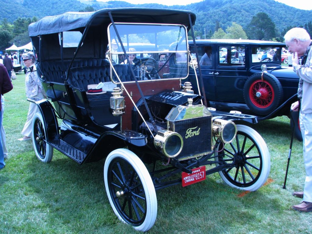 1910 Ford Model T.jpg