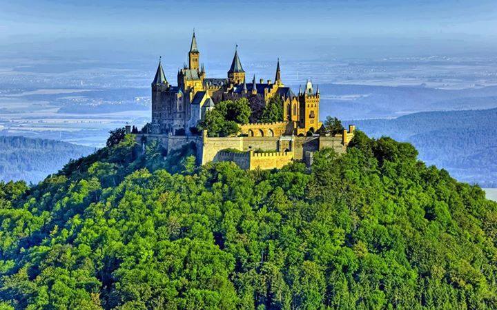Castelul Hohenzollern -Germania.