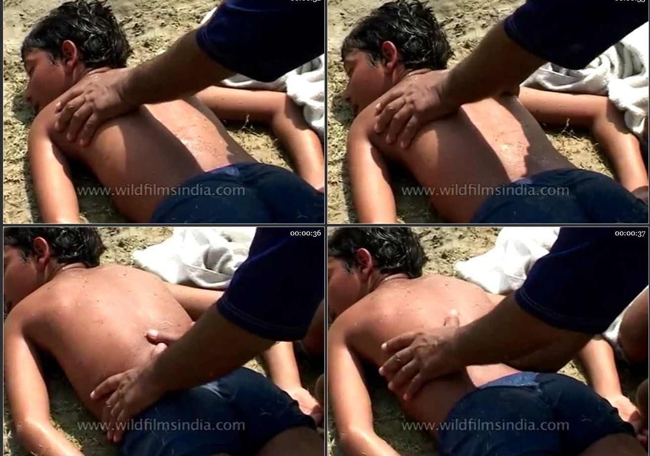 CPR on a drowning victim (5).jpg