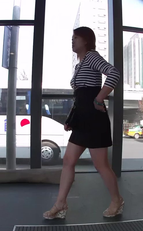 japanese girl with great legs88.