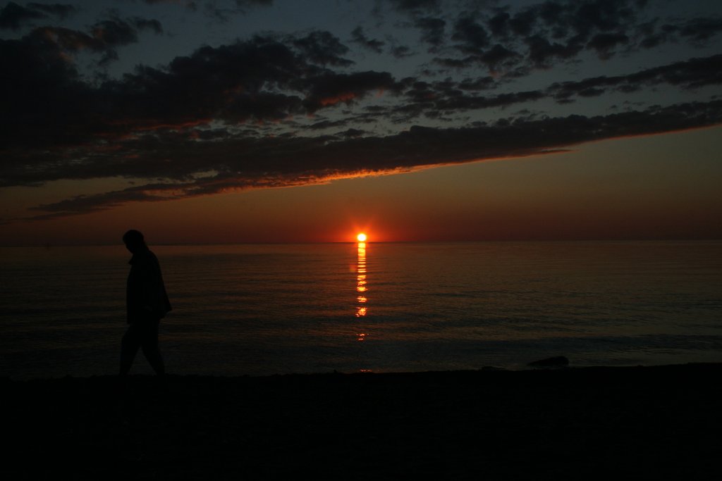 z1004-Sunset on Lake Huron.JPG