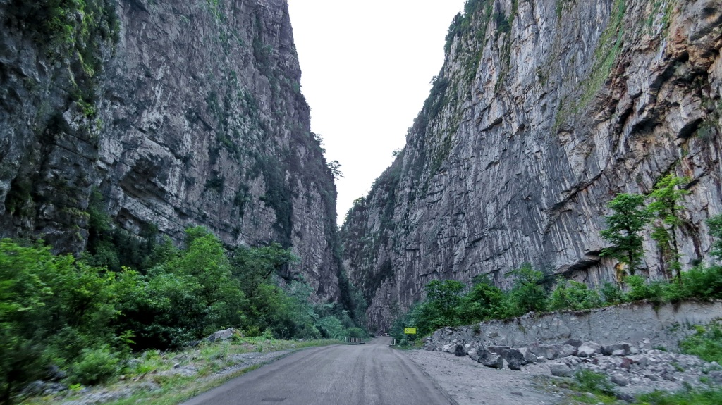 Юпшарский каньон, Абхазия, поход в горы, джипинг