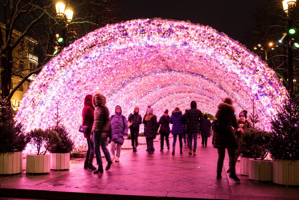 Никитский бульвар, розовый тоннель, Москва, новый год 2021, 2021, 2020, новогодние праздники, куда поехать, куда поехать на новый год, новогодняя Москва, Москва в новый год, путешествие в рождество