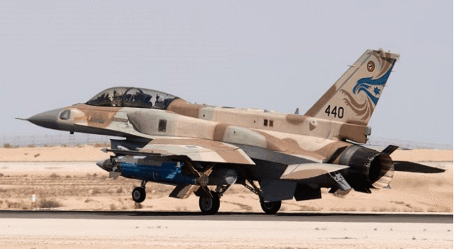 Israeli-F-16.gif